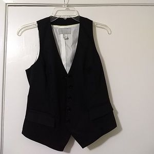 Women's vest size 6